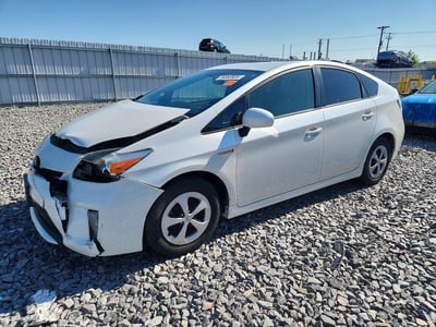 JTDKN3DU1E0****** 2014 Toyota Prius