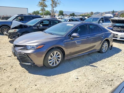 4T1C11AKXNU****** 2022 Toyota Camry