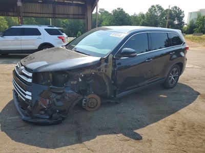5TDZZRFH1KS****** 2019 Toyota Highlander
