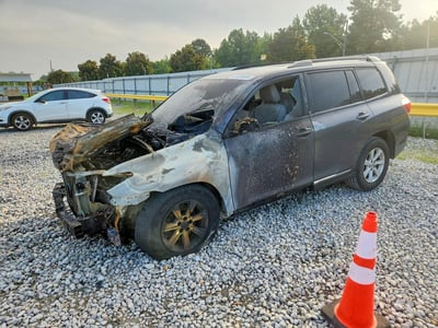 5TDZK3EHXCS****** 2012 Toyota Highlander