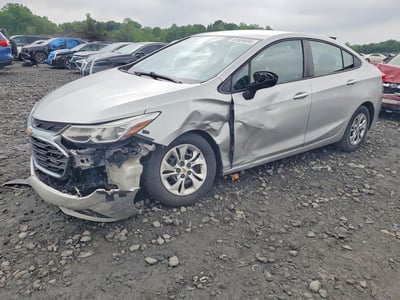 1G1BC5SM9K7****** 2019 Chevrolet Cruze
