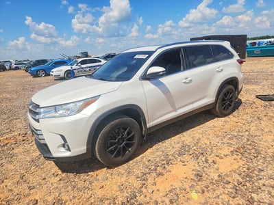 5TDJZRFHXKS****** 2019 Toyota Highlander