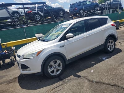1FMCU9G9XFU****** 2015 Ford Escape