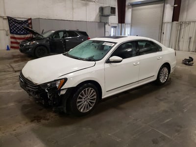 1VWBT7A38HC****** 2017 Volkswagen Passat
