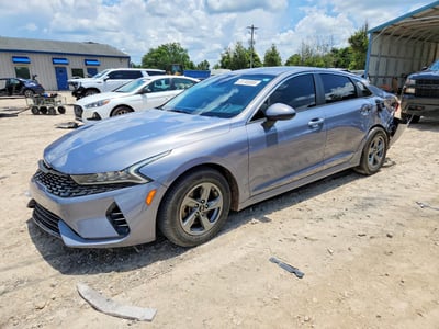 5XXG24J24NG****** 2022 Kia K5