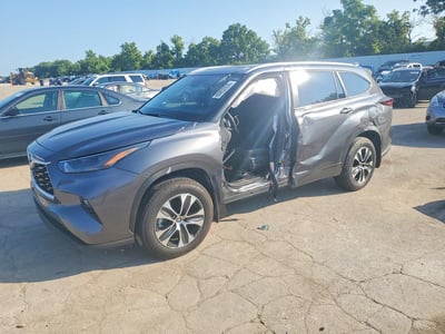 5TDKBRCH7SS****** 2025 Toyota Highlander