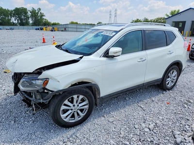 5N1AT2MVXFC****** 2015 Nissan Rogue