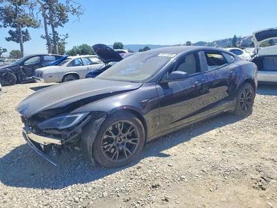 5YJSA1E5XPF****** 2023 Tesla Model S