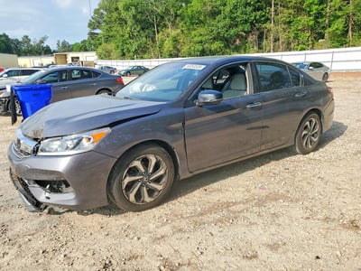 1HGCR2F76GA****** 2016 Honda Accord