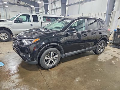 2T3RFREV7JW****** 2018 Toyota RAV4