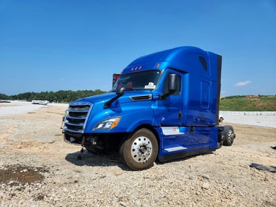 3AKJHHDR6LS****** 2020 Freightliner Cascadia