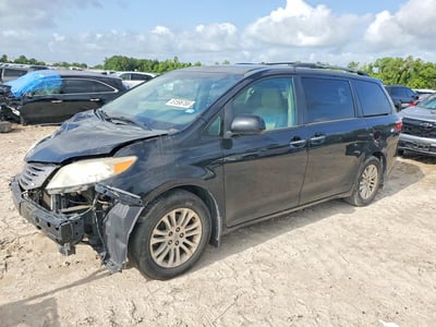 5TDYK3DC8FS****** 2015 Toyota Sienna