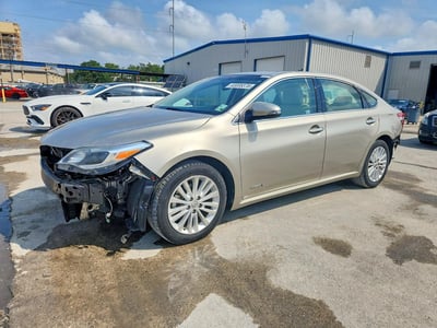 2015 Toyota Avalon Hybrid