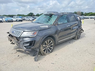 1FM5K8HT3HG****** 2017 Ford Explorer