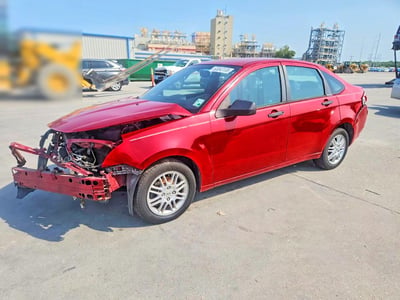 1FAHP3FN5AW****** 2010 Ford Focus