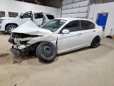1HGCR2F56FA****** 2015 Honda Accord