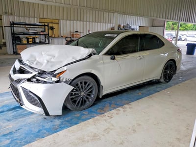 4T1K61AK7NU****** 2022 Toyota Camry