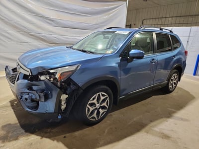 JF2SKAGCXKH****** 2019 Subaru Forester