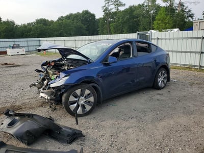 5YJYGDEE8MF****** 2021 Tesla Model Y