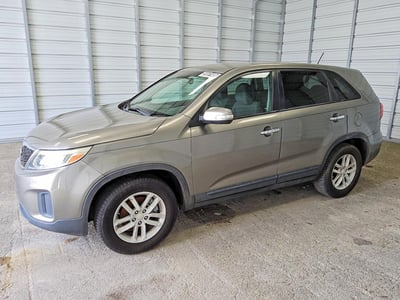 5XYKT3A66EG****** 2014 Kia Sorento