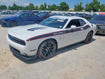 2C3CDZFJ2GH****** 2016 Dodge Challenger
