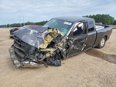 1C6RR7FG2KS****** 2019 RAM 1500