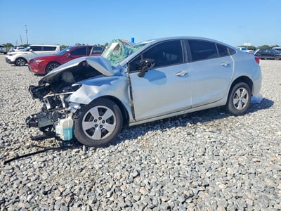 1G1BC5SMXJ7****** 2018 Chevrolet Cruze