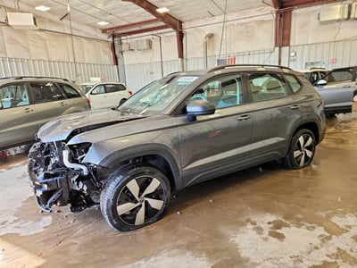 2025 Volkswagen Taos