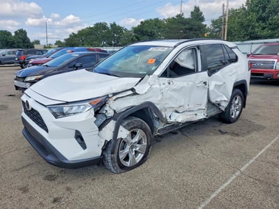 2T3W1RFVXMC****** 2021 Toyota RAV4