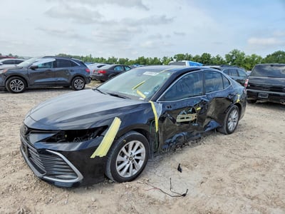 4T1C11AKXNU****** 2022 Toyota Camry