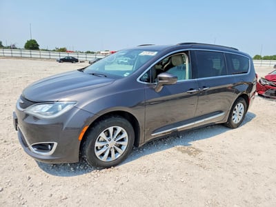 2C4RC1BG9HR****** 2017 Chrysler Pacifica