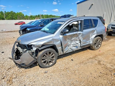 1C4NJDBB1GD****** 2016 Jeep Compass