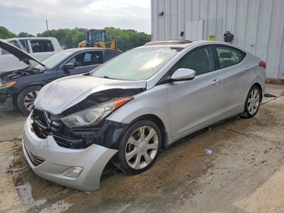 KMHDH4AE8DU****** 2013 Hyundai Elantra