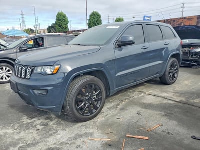 1C4RJEAG4HC****** 2017 Jeep Grand Cherokee