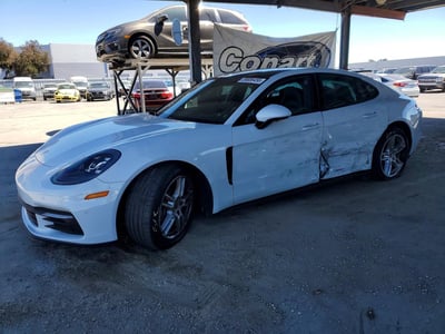 WP0AA2A73JL****** 2018 Porsche Panamera