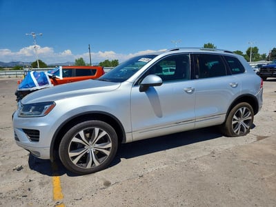 WVGRF7BP5HD****** 2017 Volkswagen Touareg