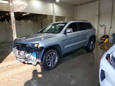 1C4RJFBG5HC****** 2017 Jeep Grand Cherokee