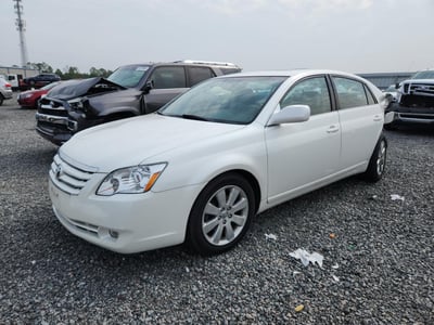 2005 Toyota Avalon