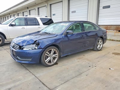 1VWBV7A3XFC****** 2015 Volkswagen Passat