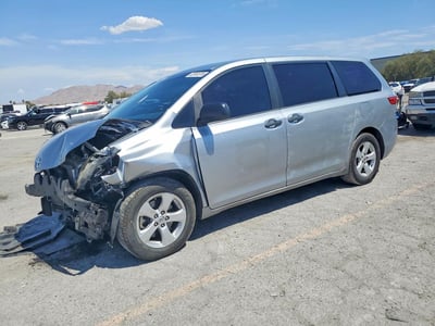 5TDZK3DC7GS****** 2016 Toyota Sienna