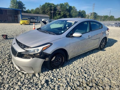 3KPFL4A77JE****** 2018 Kia Forte
