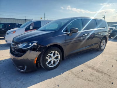 2C4RC1FG9JR****** 2018 Chrysler Pacifica