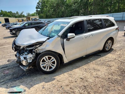 5TDZSKFC4SS****** 2025 Toyota Sienna