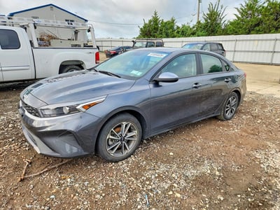 3KPF24ADXPE****** 2023 Kia Forte