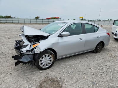 3N1CN7AP8JK****** 2018 Nissan Versa