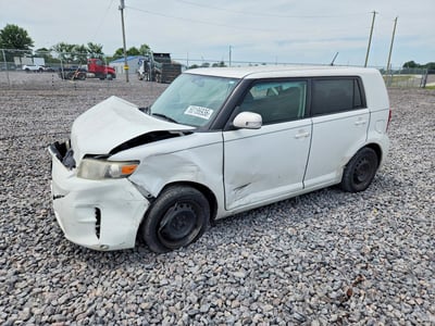 JTLZE4FE9FJ****** 2015 Scion xB