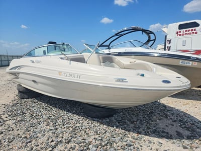 SERV134***** 2003 Sea Ray Sundeck