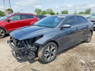 3KPF24AD2ME****** 2021 Kia Forte