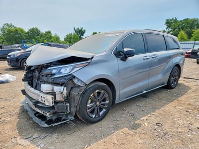 2024 Toyota Sienna Hybrid
