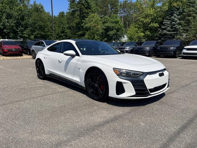 WAUFJBFW2N7****** 2022 Audi e-tron GT